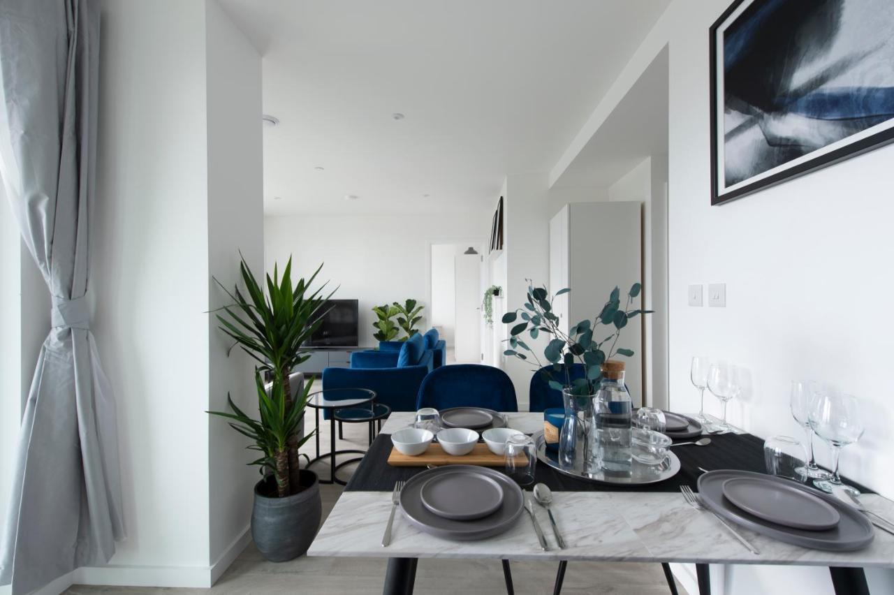Ac Luxe Penthouse With Free Parking Lejlighed London Eksteriør billede