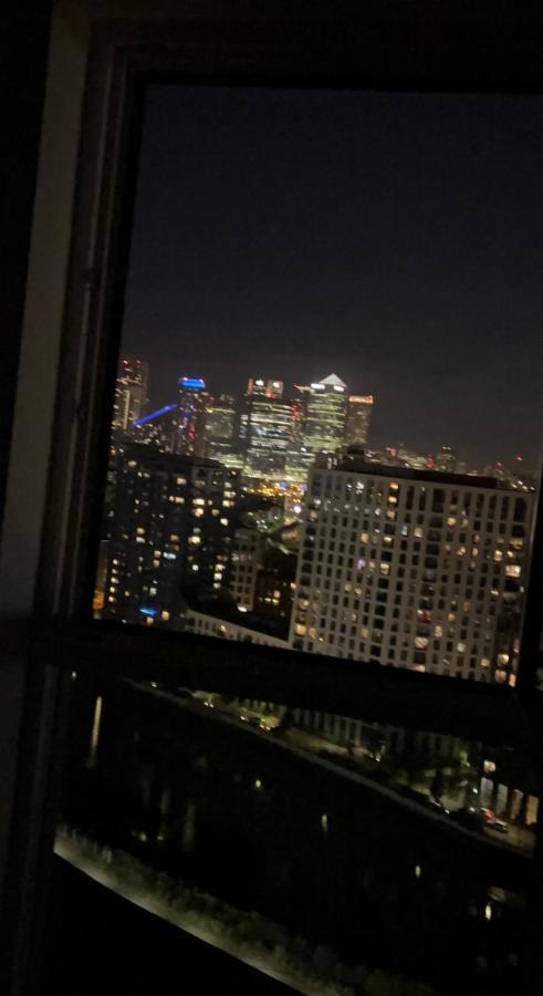 Ac Luxe Penthouse With Free Parking Lejlighed London Eksteriør billede
