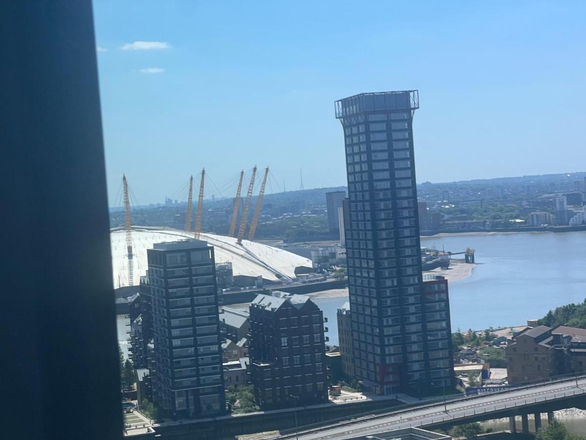 Ac Luxe Penthouse With Free Parking Lejlighed London Eksteriør billede