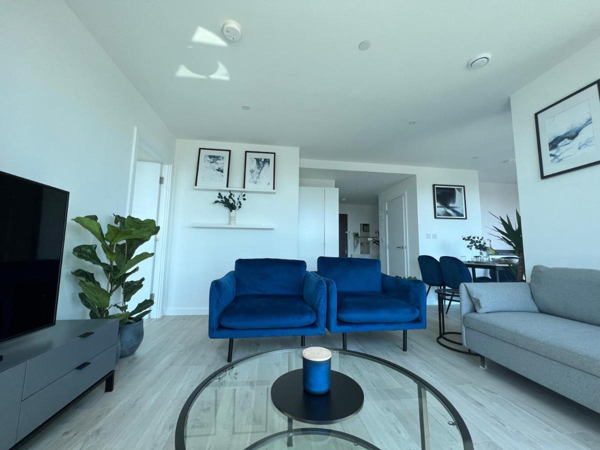 Ac Luxe Penthouse With Free Parking Lejlighed London Eksteriør billede