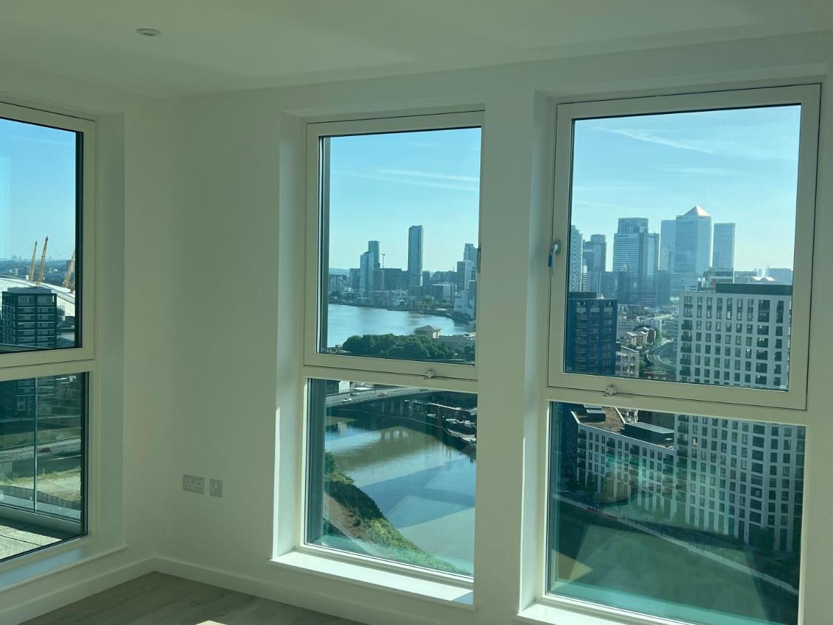 Ac Luxe Penthouse With Free Parking Lejlighed London Eksteriør billede