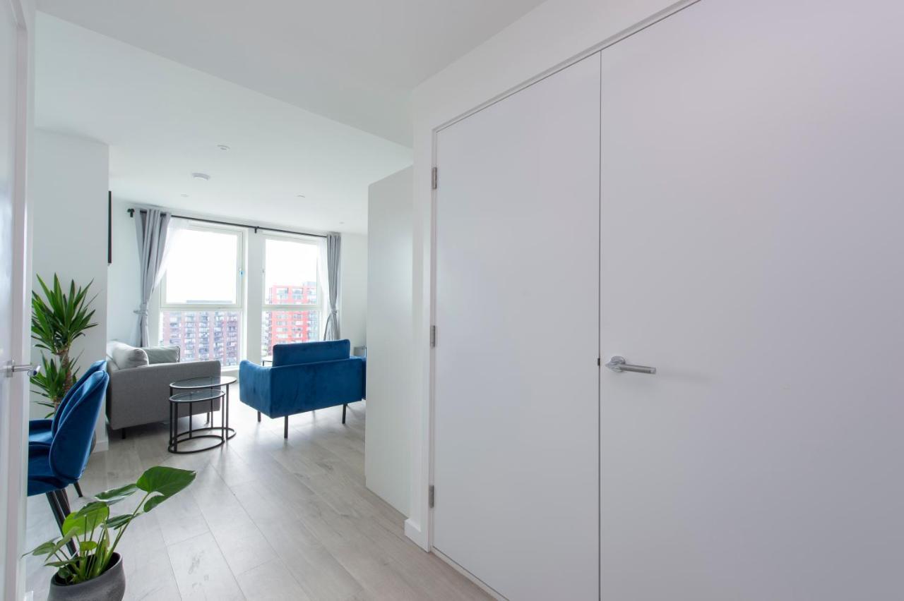 Ac Luxe Penthouse With Free Parking Lejlighed London Eksteriør billede