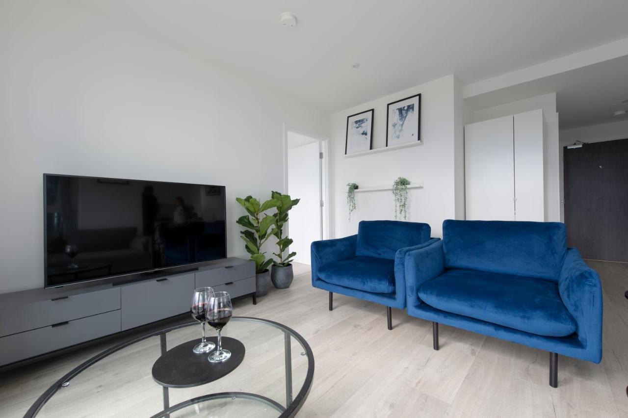 Ac Luxe Penthouse With Free Parking Lejlighed London Eksteriør billede